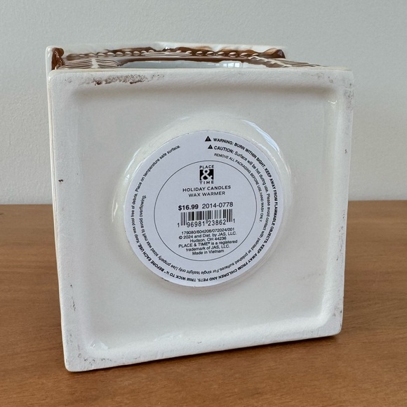 Gingerbread House Wax Warmer - Picture 6 of 6